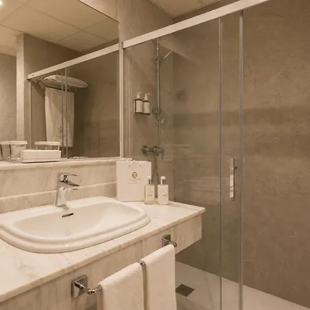 Inglaterra Hotel 4*